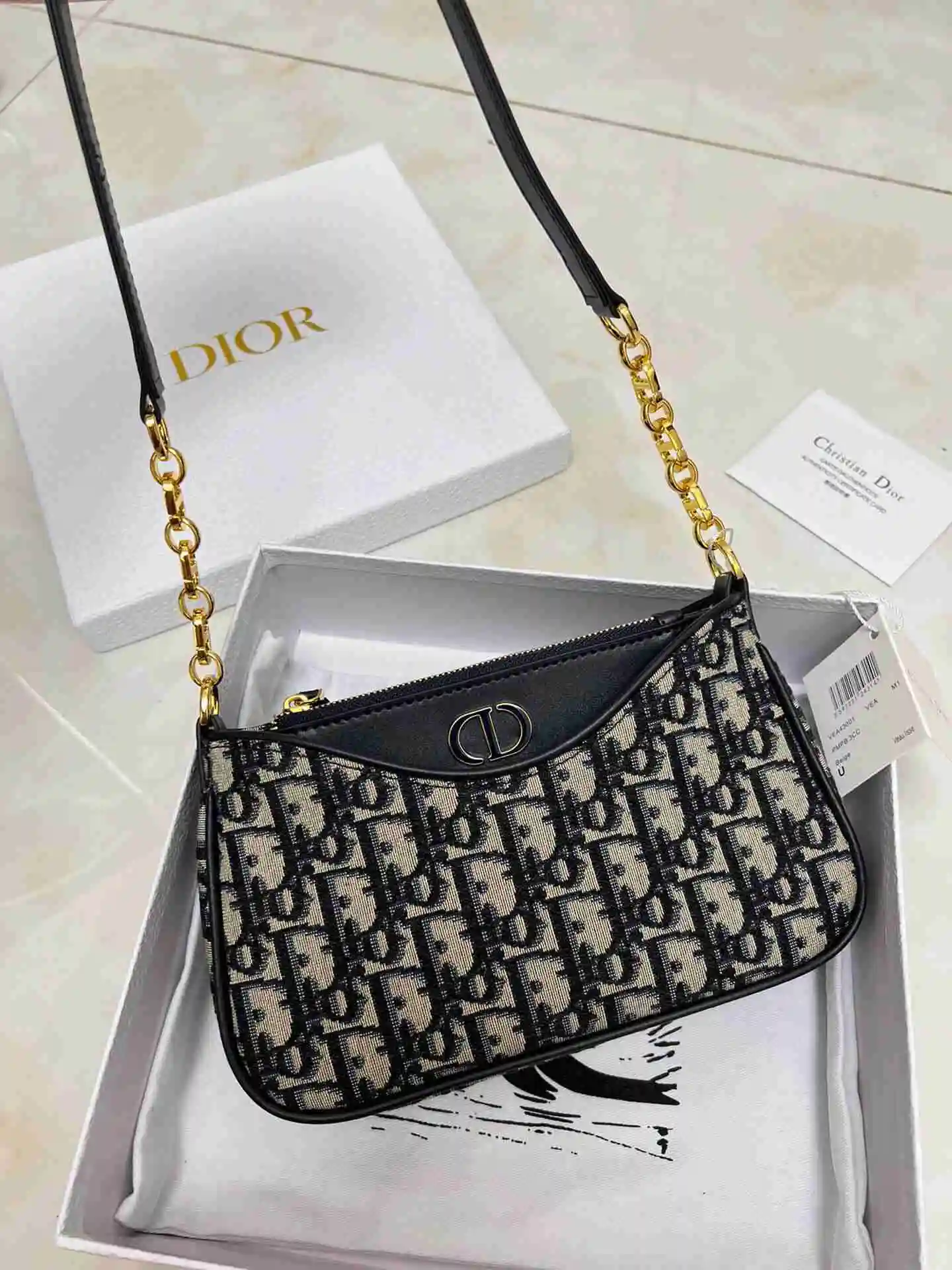 KK02350 (1).webp