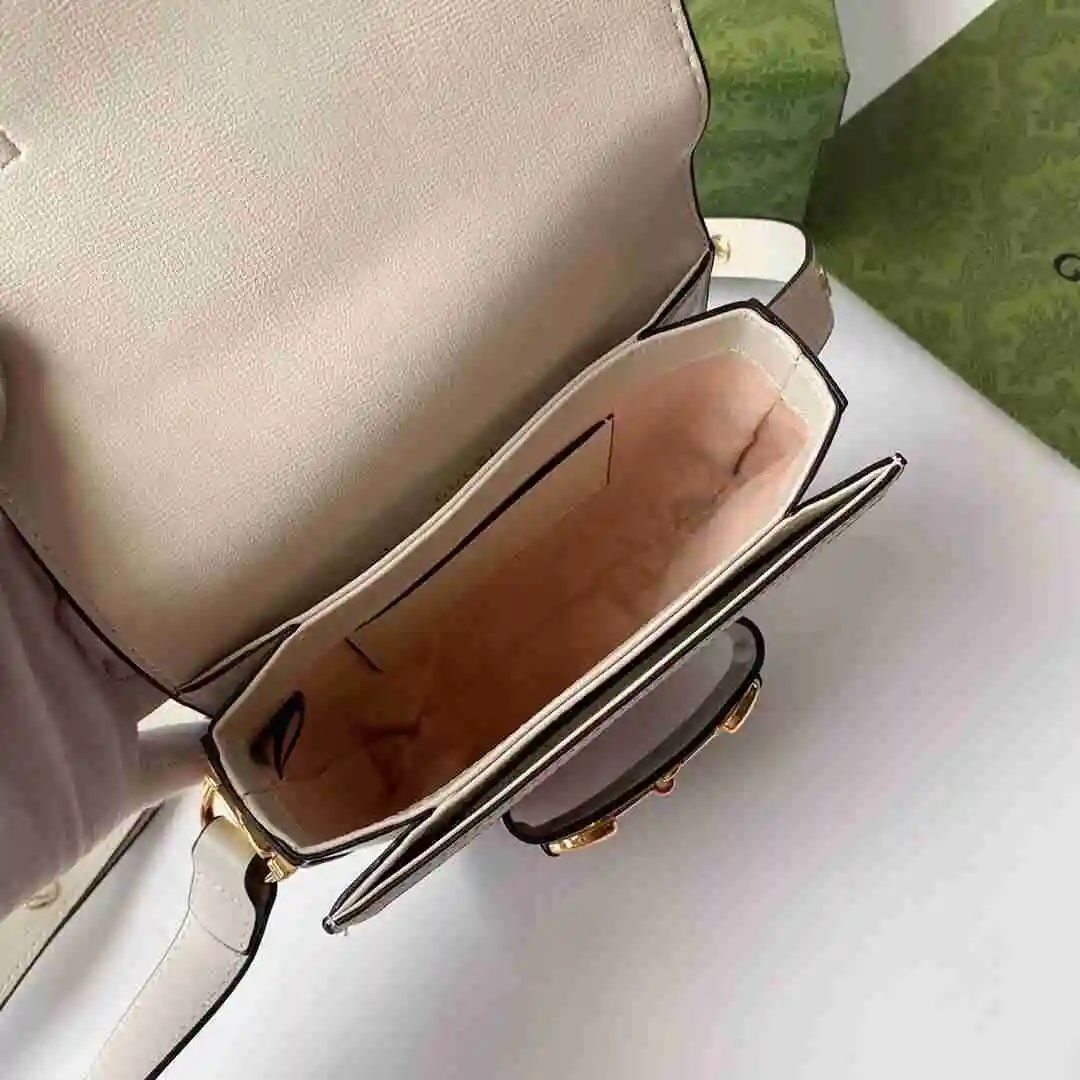 KK02850 (10).webp