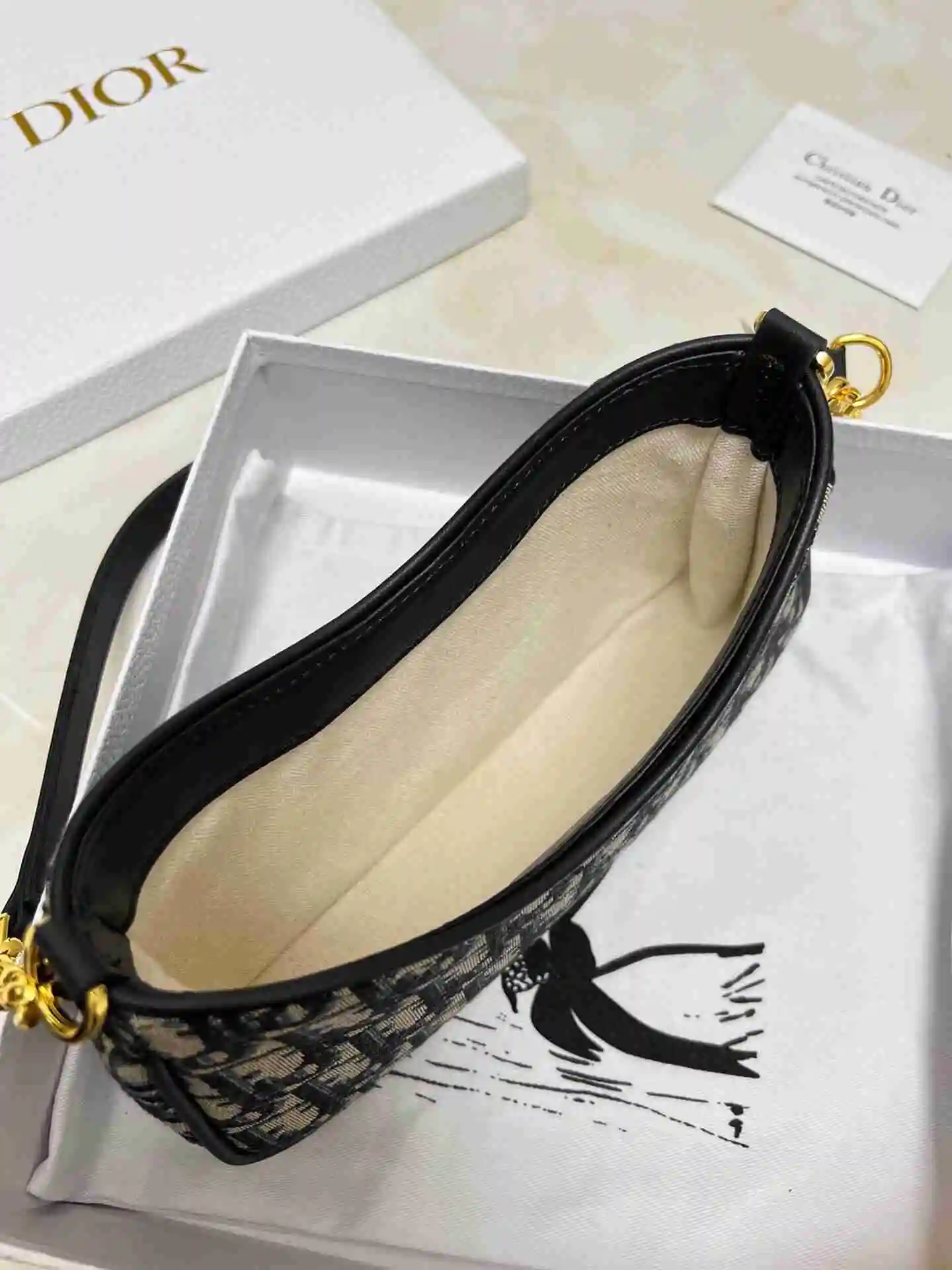 KK02350 (4).webp