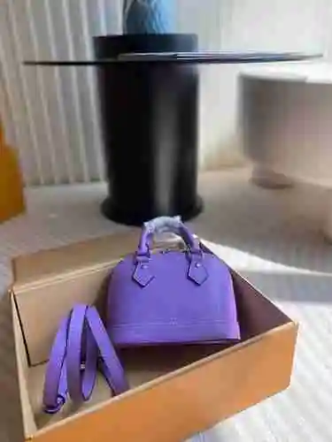 El bolso LL adopta cuero original importado de alto nivel y una versión réplica de alta gama para la
