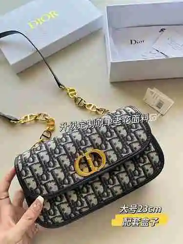 El bolso DI@OR Montaigne adopta una bolsa de regalo de entrega de alta calidad de piel de vaca origi