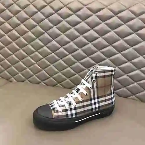 Zapato Burberry Hombre Código: 1026B50 Talla: 38-44