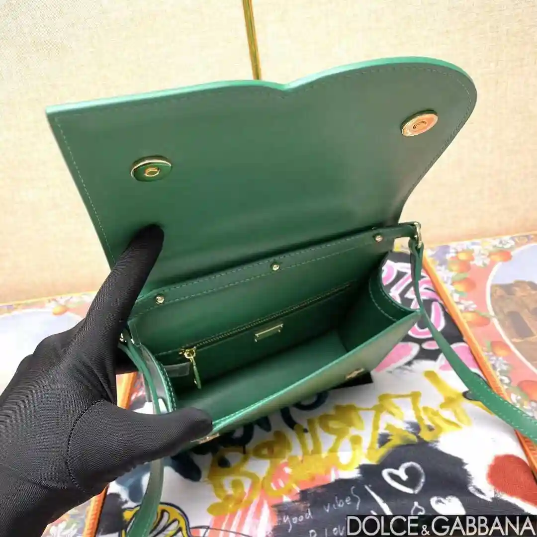KK03050 (4).webp