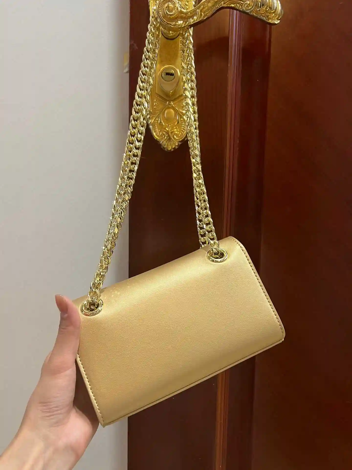 KK02750 (18).webp