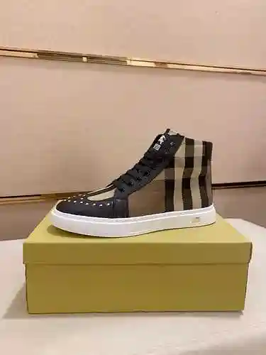 Zapato Burberry Hombre Código: 1031B50 Talla: 38-44 (Personalizable 45 sin devolución ni cambio)