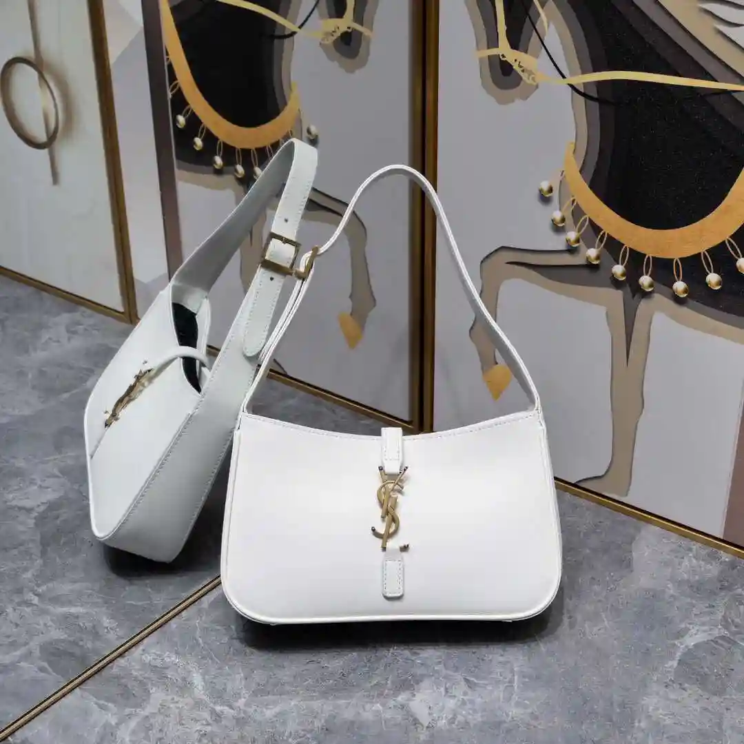 KK02250 (11).webp