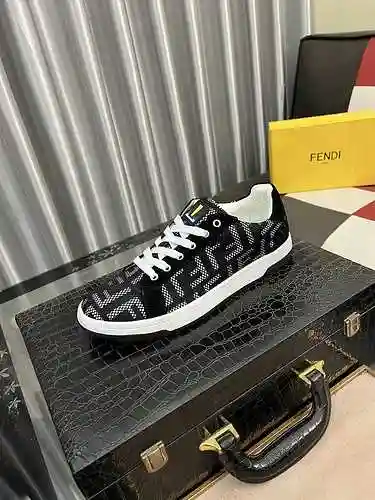 Zapato Fendi Hombre Código: 1028B30 Talla: 38-44