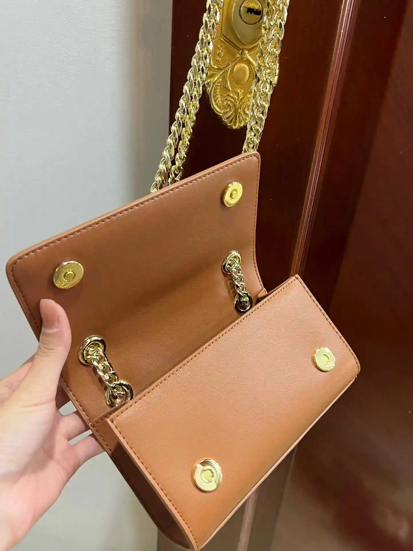 KK02750 (6).webp