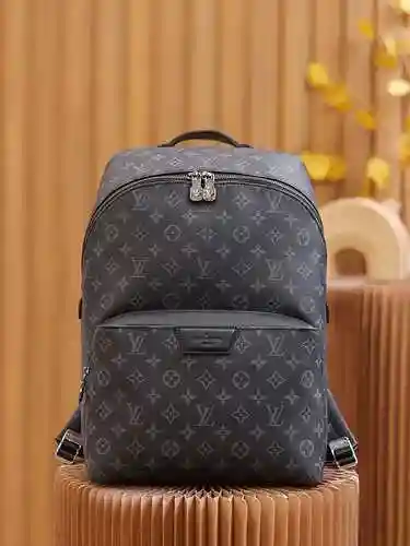 Mochila exclusiva para hombre LL hecha de cuero genuino premium importado con entrega de alta calida