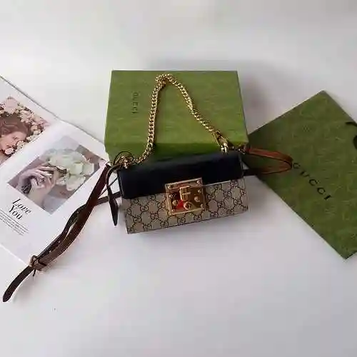 El bolso cruzado GUCC adopta una bolsa de regalo de entrega de alta calidad de piel de vaca original