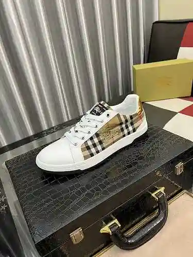 Zapato Burberry Hombre Código: 1028B40 Talla: 38-44