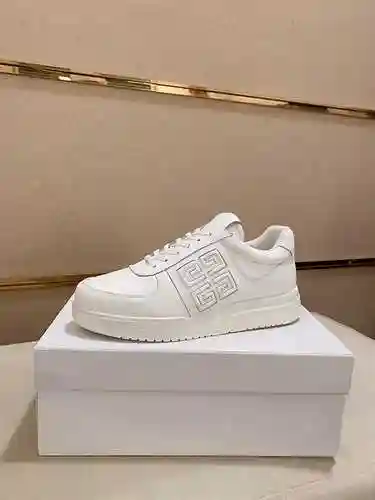 Zapato de hombre Givenchy Código: 1031B60 Talla: 38-44
