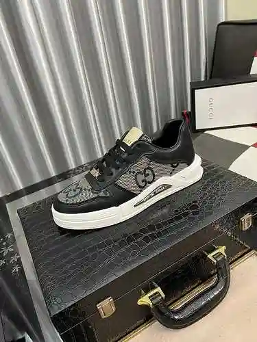 Código de zapato de hombre GUCCI: 1028B40 Talla: 38-44