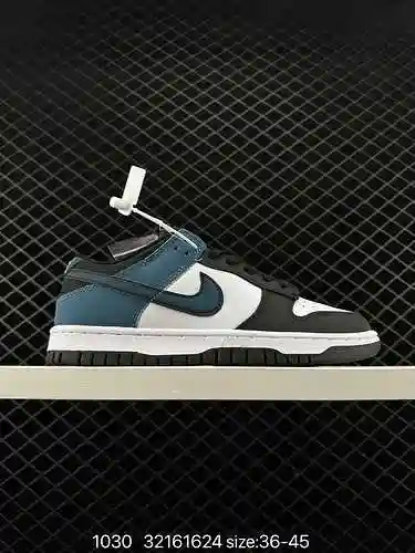 2 Nike SB Dunk Low "Industrial Blue" Edición exclusiva en negro, blanco y azul destilada p