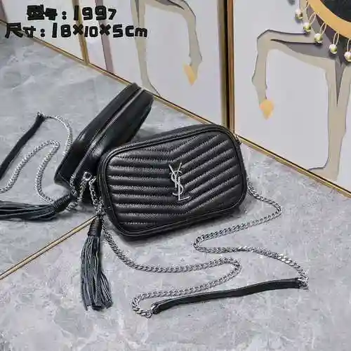 La bolsa para cámara YSL Saint Luo @ Lan está hecha de una bolsa de regalo de entrega de alta calida