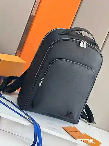 Mochila Exclusiva para Hombre LL Fabricada en Cuero Genuino Premium Importado con Entrega de Alta Ca