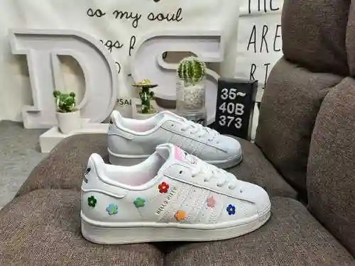 373DAdidas Clover Originals Superstar Shell Head Classic Versatile Casual Sports Board Shoes High De